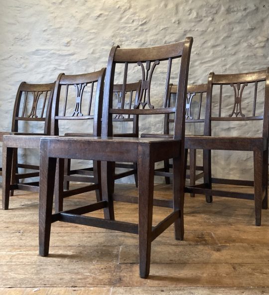 A set of 6 Welsh oak chairs